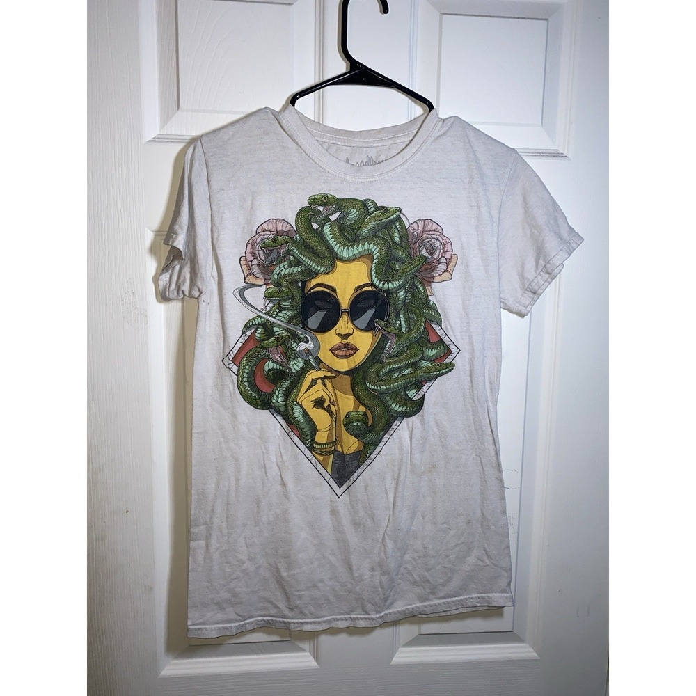 Threadless By Akasha Shrine Medusa Stare Graphic T Shirt Small White